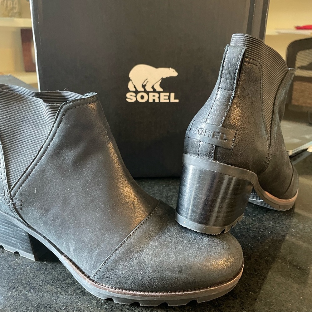 New Black Sorel Chelsea Boot Waterproof Women’s ankle booties 10M